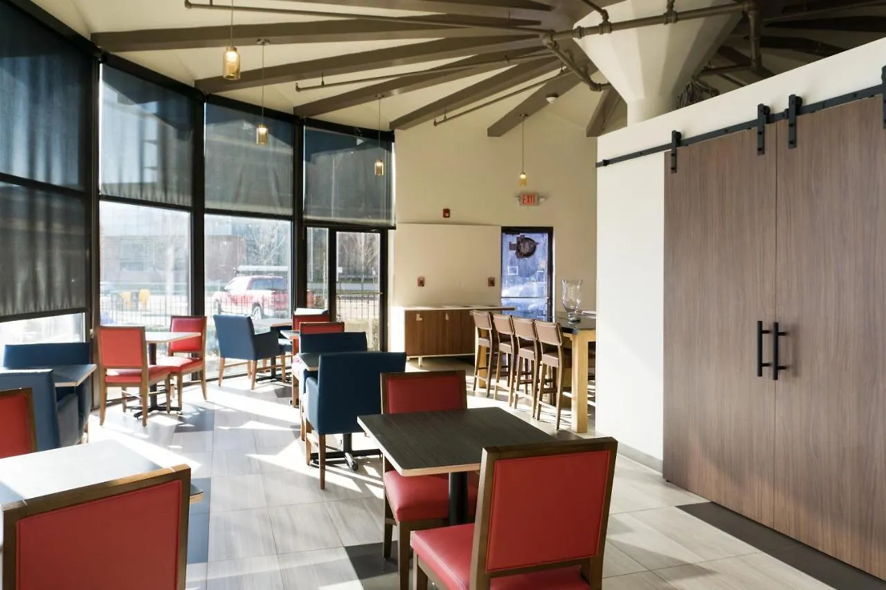 Holiday Inn Express - Columbus Downtown By Ihg 2*,