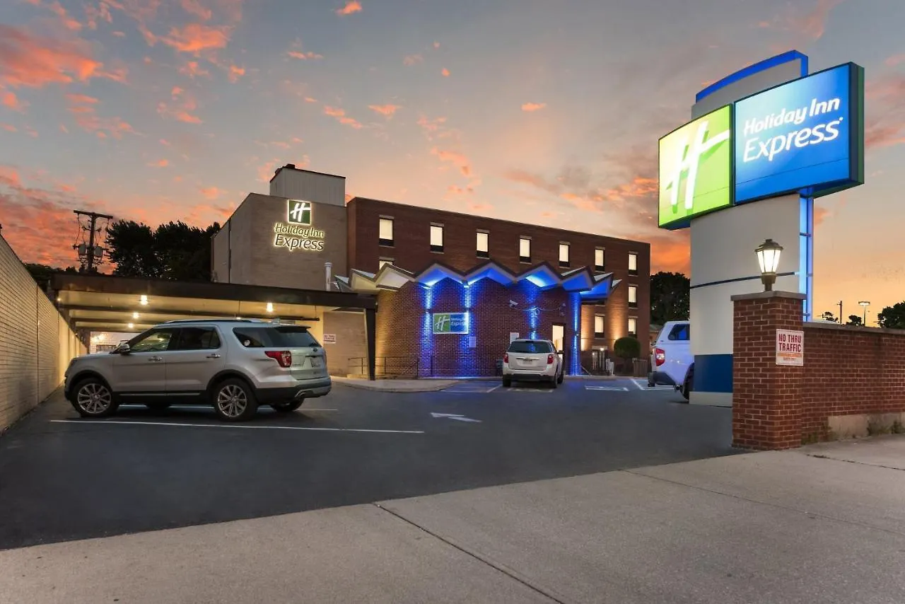 Holiday Inn Express - Columbus Downtown By Ihg USA