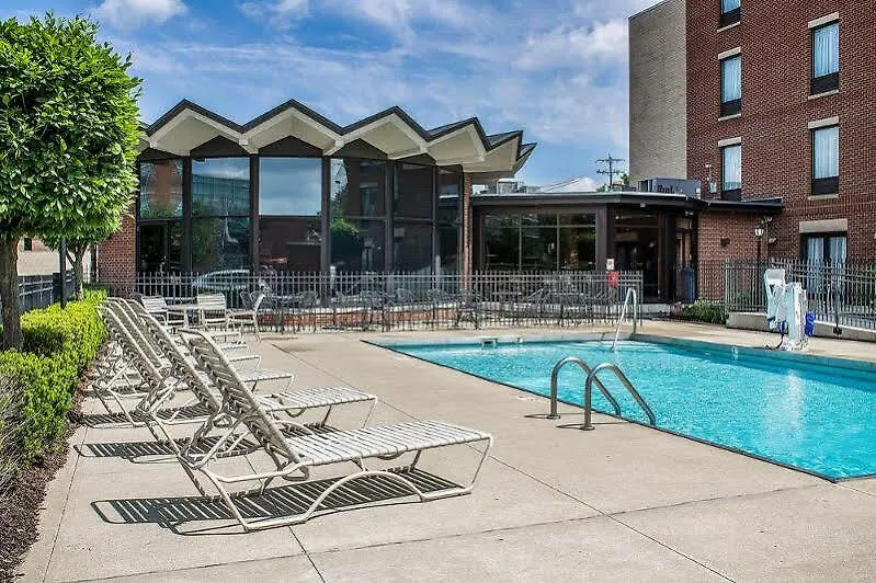 Holiday Inn Express - Columbus Downtown By Ihg 2*,